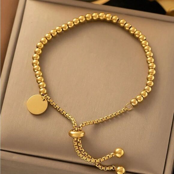 Gold Stainless Steel Round Pendant Bracelet - Picture 1 of 2